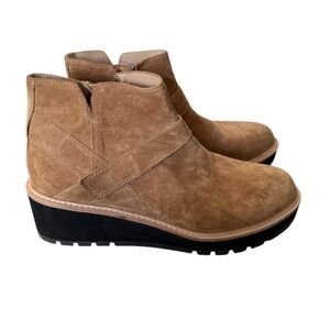 NWOT Eileen Fisher Tan Suede Wedge Boots-Size 11